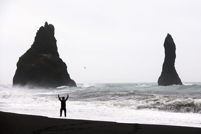 What to see in Vik Iceland!! Black sand Beaches in Vik. 