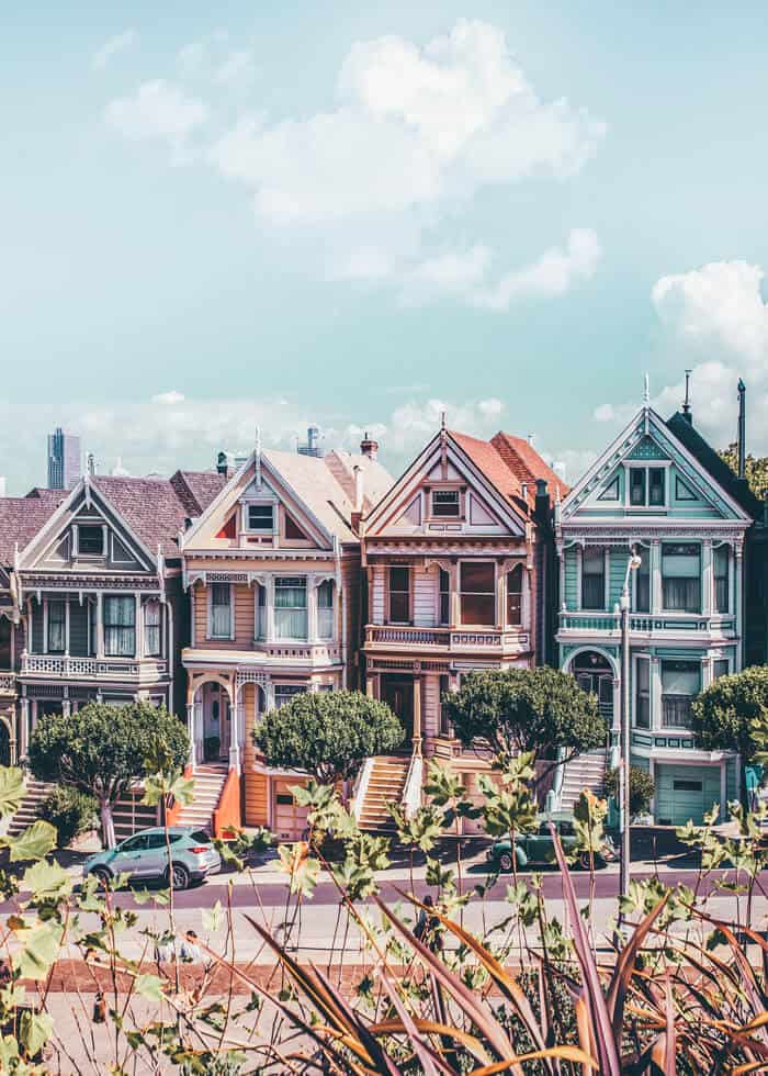 Top 10 Things to do in San Francisco, CA. Top 10 Things to do in San Francisco, CA. San Francisco has so many incredible city photography spots it can be hard to know which ones are a must see. Click through to www.avenlylanetravel.com to see the best things to do in San Francisco, including the Painted Ladies, The Golden Gate Bridge, the beautiful beaches, Lombard Street, Alcatraz Island and so much more. #sanfrancisco #california #usatravel #usa #travelblog #travel #wanderlust