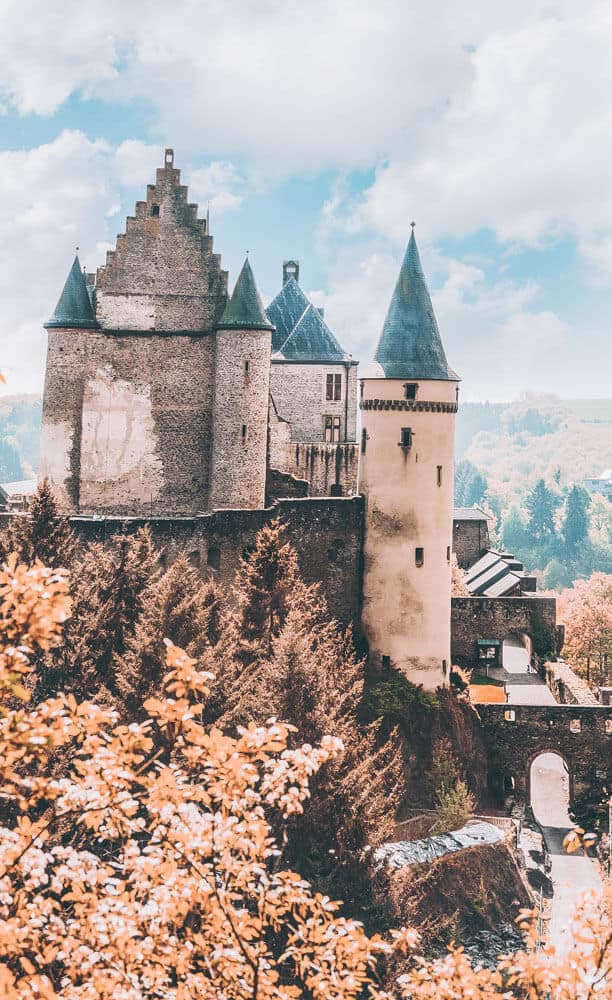 Check out 20 of the most beautiful castles in the world on avenlylanetravel.com #AVENLYLANETRAVEL #AVENLYLANE #castles #europe #travel #travelinspiration #beautifulplaces #beautifulphotos