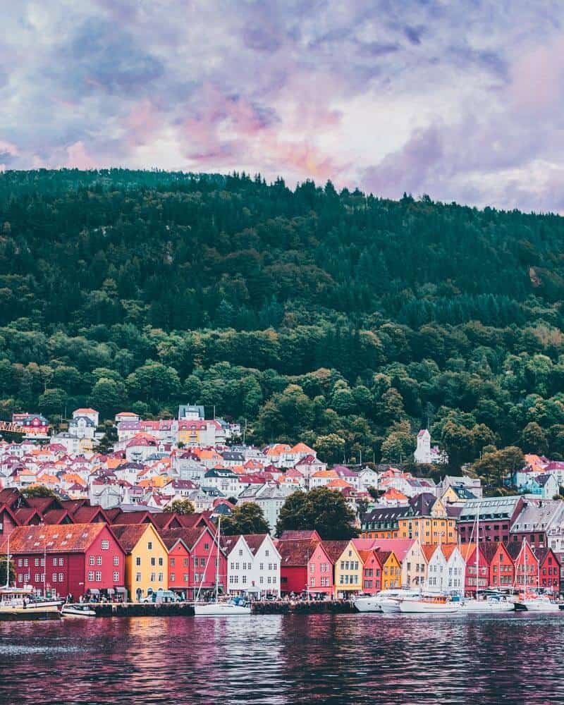 Bryggen street. Norway is one of the most breathtakingly beautiful countries in the world and these photos prove it! So amazing! Here are some of the top places to see in Norway. #norway #norwayphtoos #norwayphotography #avenlylanetravel #avenlylane #europe #travelinspiration #beautifulplaces 