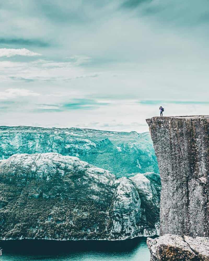 Preikestolen, Norway. Norway is one of the most breathtakingly beautiful countries in the world and these photos prove it! So amazing! Here are some of the top places to see in Norway. #norway #norwayphtoos #norwayphotography #avenlylanetravel #avenlylane #europe #travelinspiration #beautifulplaces 