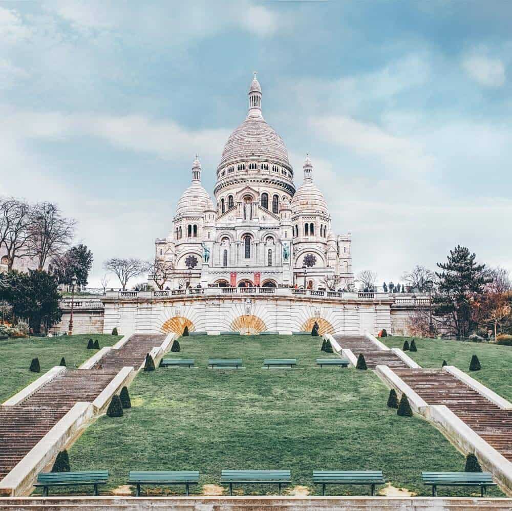 Basilica of Sacre Coeur in 
Paris France