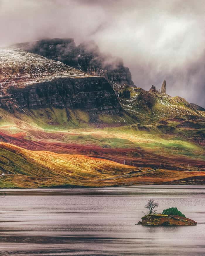 Skye, Scotland, United Kingdom. Pictures of Scotland you will want to add to your Scotland road trip itinerary! Europe Bucket List - #avenlylanetravel #scotland #travel #scottishhighlands #unitedkingdom #hiking #adventuretravel #adventure #river #outdoors #travelitinerary #roadtrip #scottish - Read the full article at www.avenlylane.com 