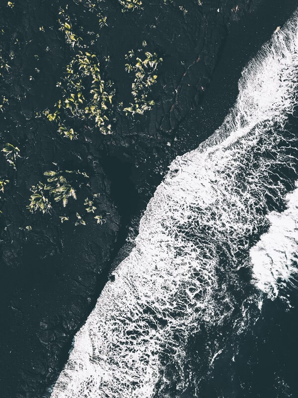 Black Sand Beach in Maui - one of the best beaches in Hawaii!