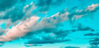 20 Most Beautiful Places in New Zealand! Lake Tekapo is one of the top beauties of New Zealand and definitely one of the top places to see in New Zealand before you die.