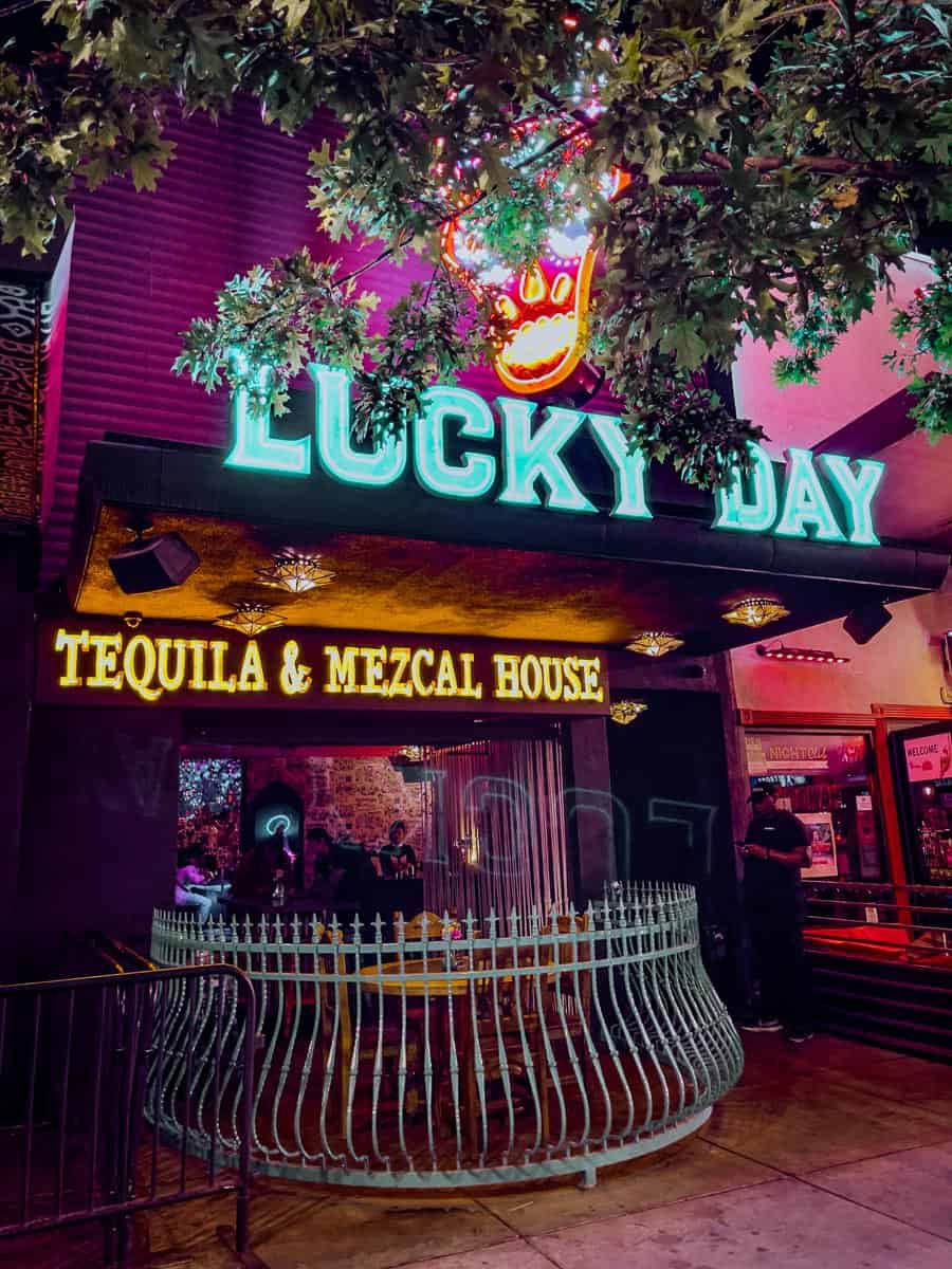 Las Vegas Lucky Day Bar