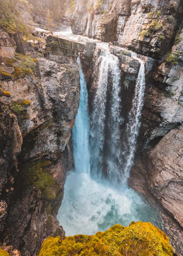 Upper Falls at Johnston Canyon 