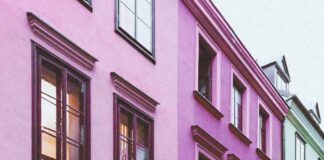 Stylish walking shoes for Europe