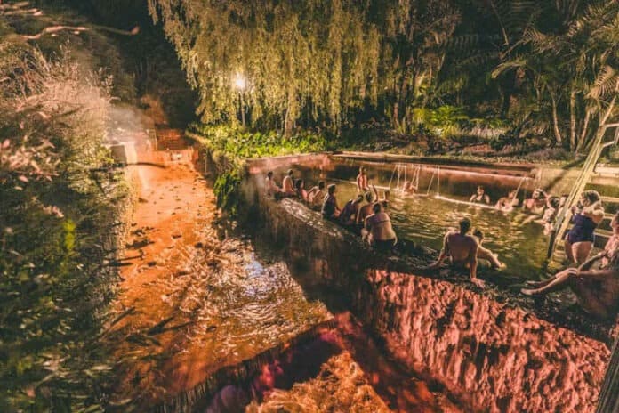 Poca Da Dona Beija hot springs Poca Da Dona Beija hot springs