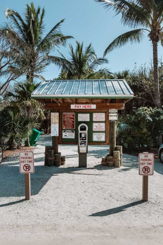 Where you pay for parking on Sanibel Island