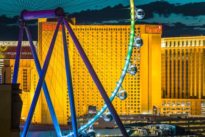 Las Vegas High Roller at night