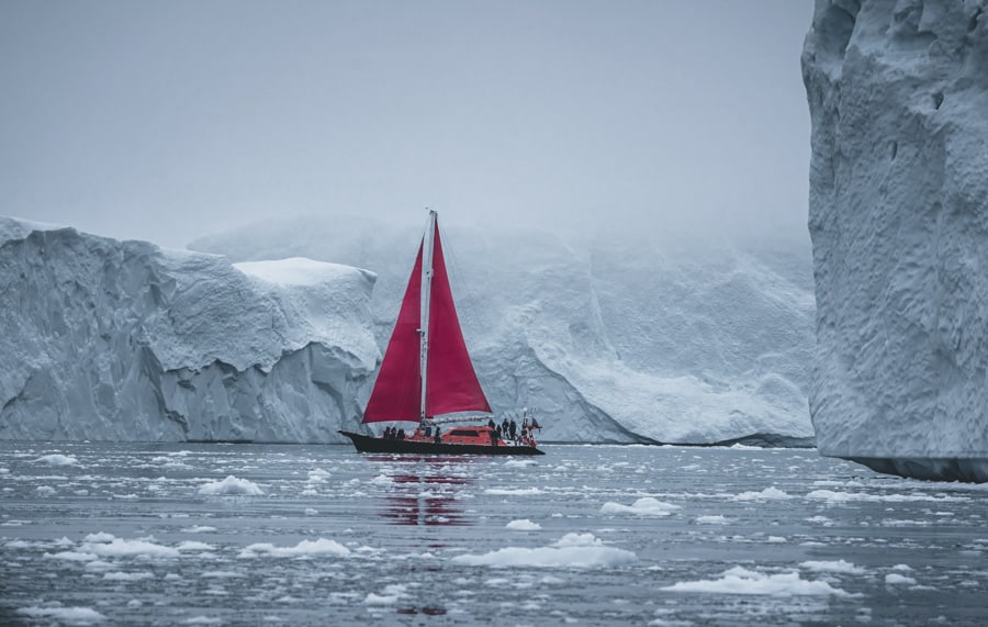 Disco Bay Glacier and boat tour