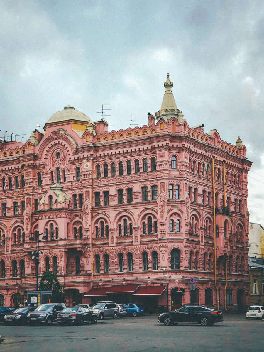 Dom Basina in Saint Petersburg