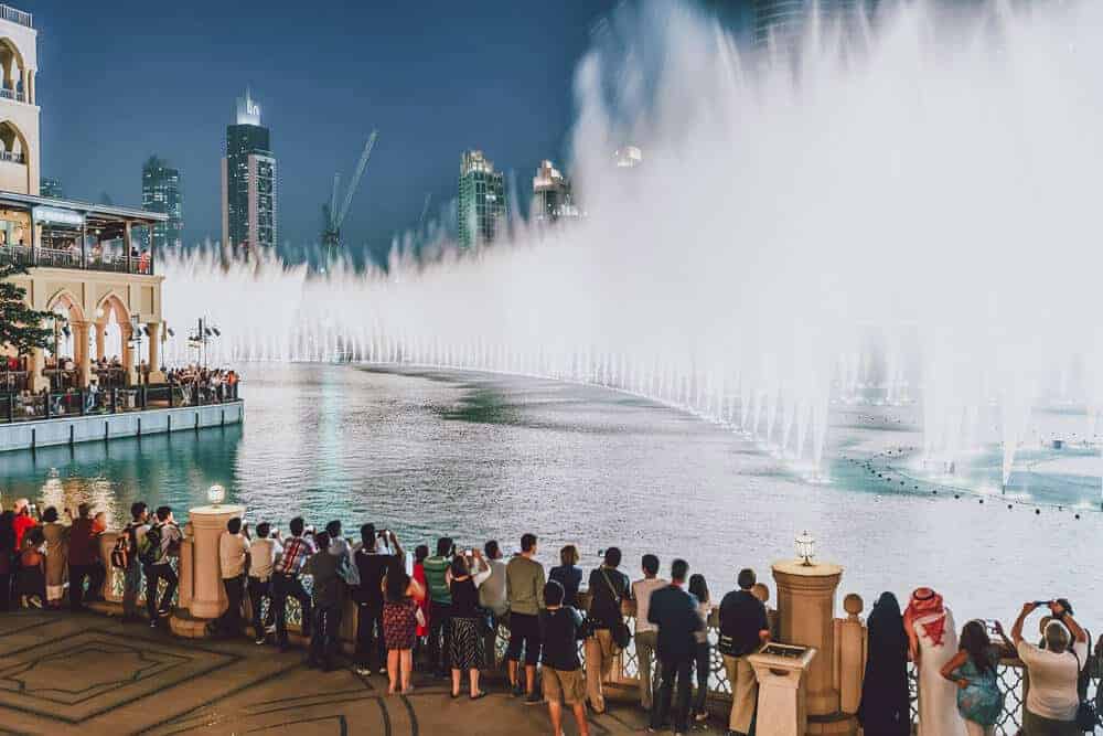 Dubai fountain show at night