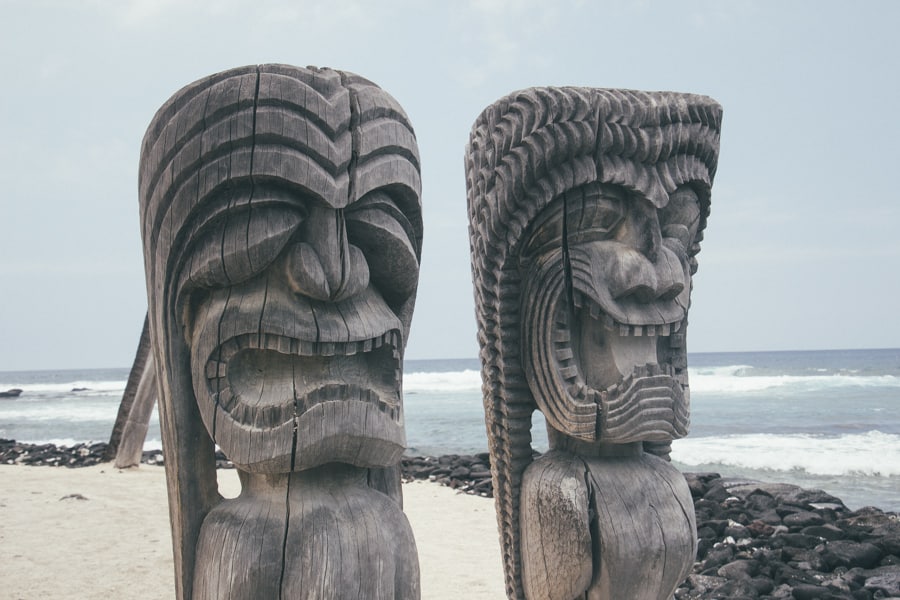 Wood statue in Puuhouna in Hawaii in the national historical park.