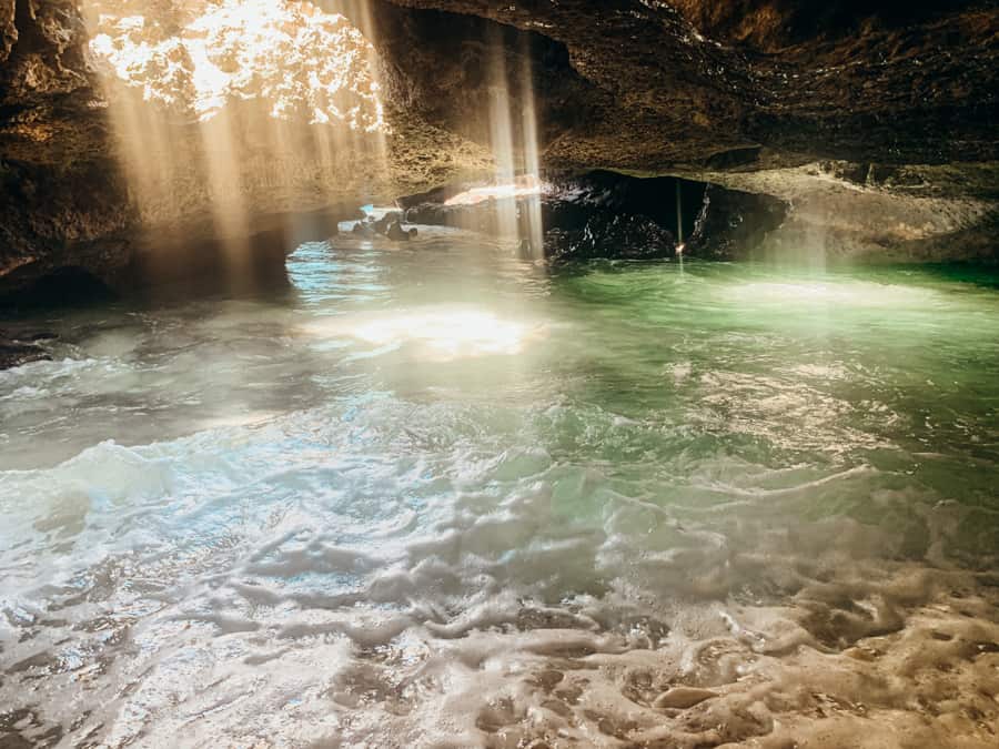 Mermaid Cave in Oahu