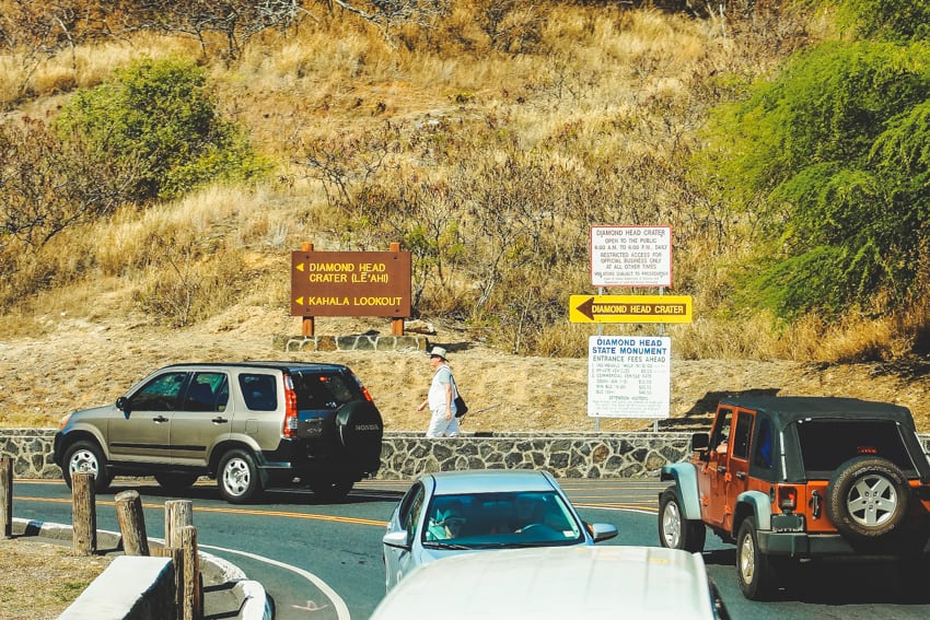 Diamond Head State Monument entrance