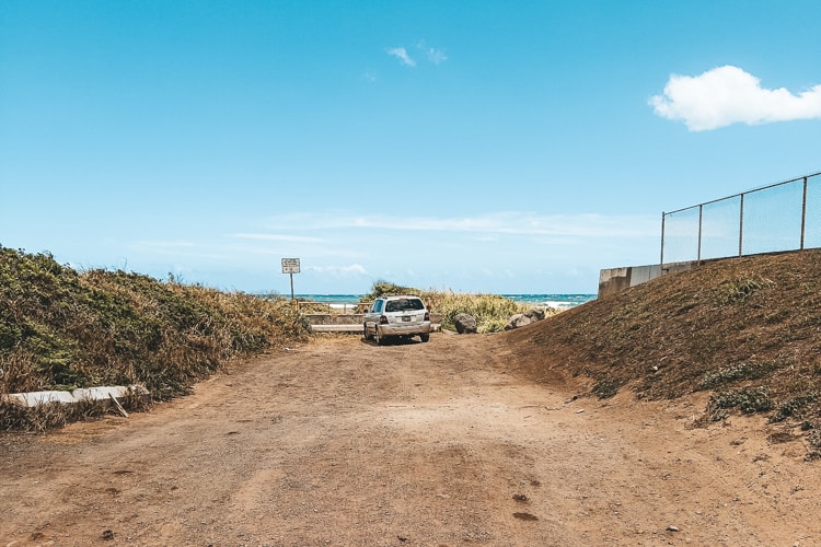 Paukukalo Beach parking