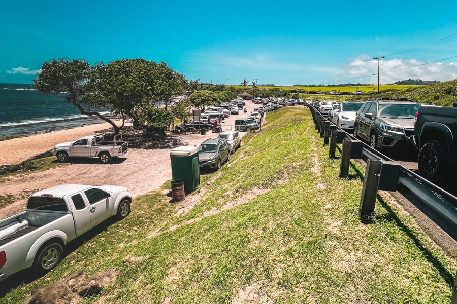 Hookipa beach parking in Maui Hawaii