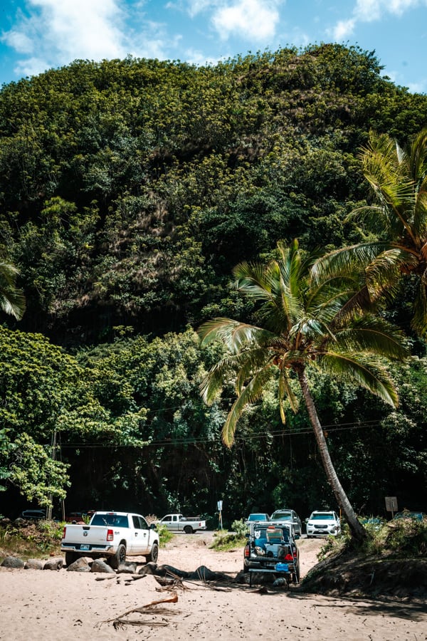 Haena Beach parking