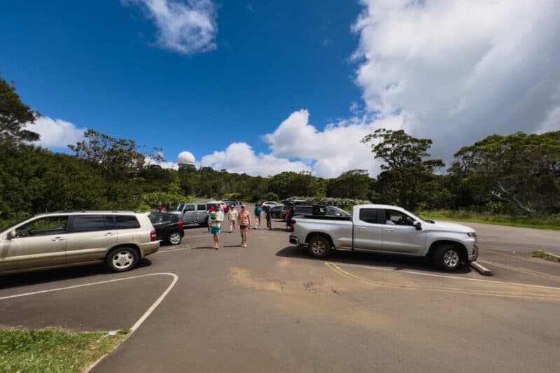 Kalalau Lookout parking lot