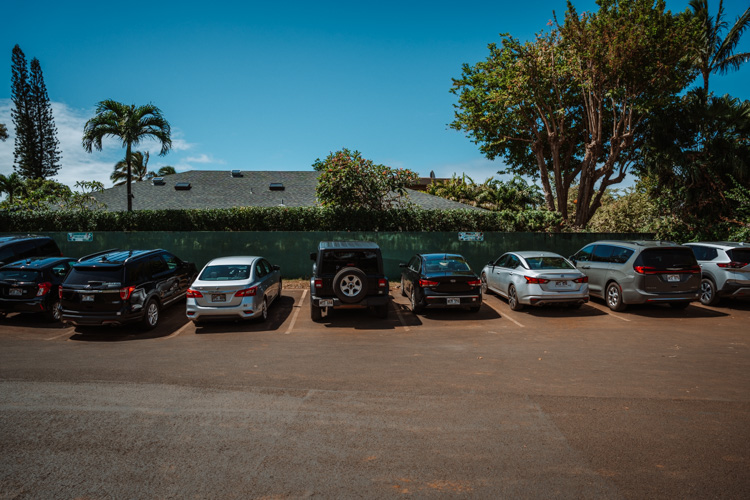 Queens Bath parking Kauai