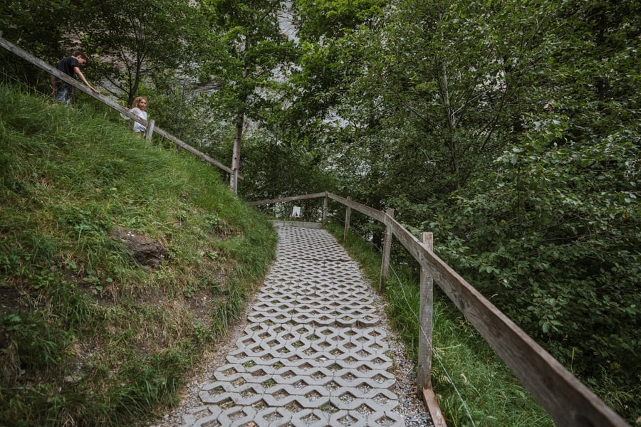 Staubbach Falls Lauterbrunnen