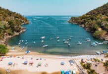 Boca de Tomatlan beach in Jalisco