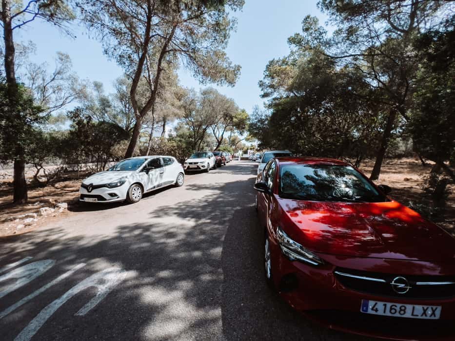 Cala Petita parking in Mallorca