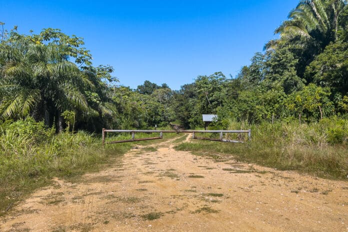 Marbella Beach closed in Roatan Hondruas