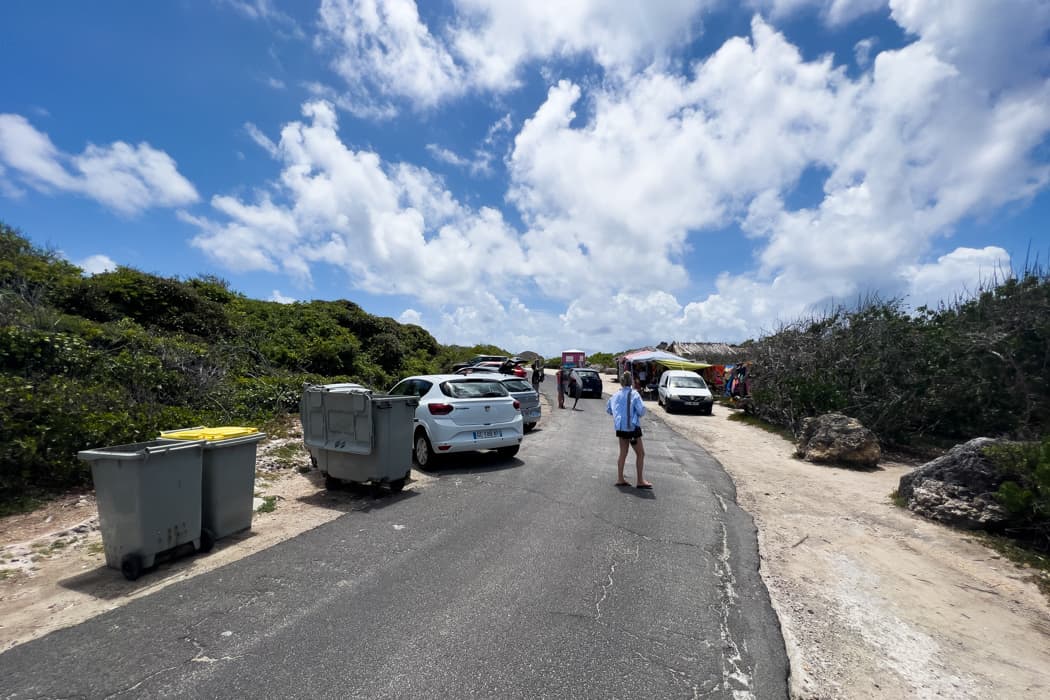 La Pointe Des Chateaux parking