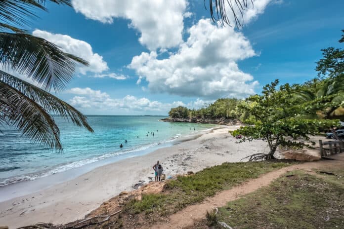 Plage Manbia Guadeloupe