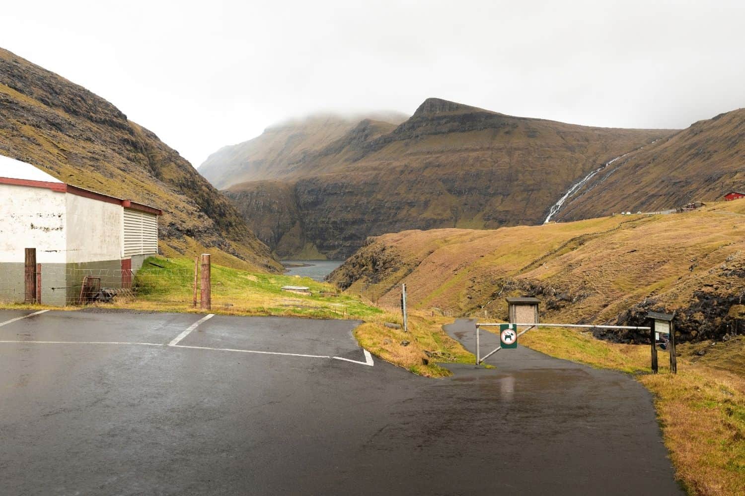 Trailhead for the Saksun Lagoon Walk (Ut á Lónna) in the Faroe Islands